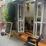 Mai Mai Hostel Homestay